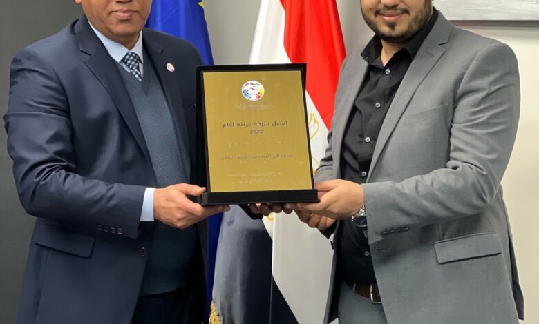 المهندس محمود سامي يجمع الجالية العربية في تبليسي: تكريم للإنجاز ورسالة للوحدة