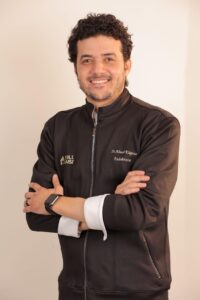 الدكتور أحمد حسن العجوزة